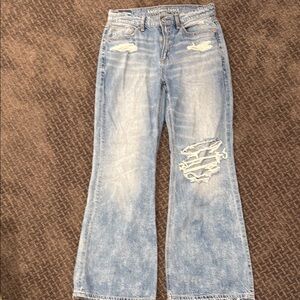 American Eagle Outfitters Women's Light Blue Distressed Jeans